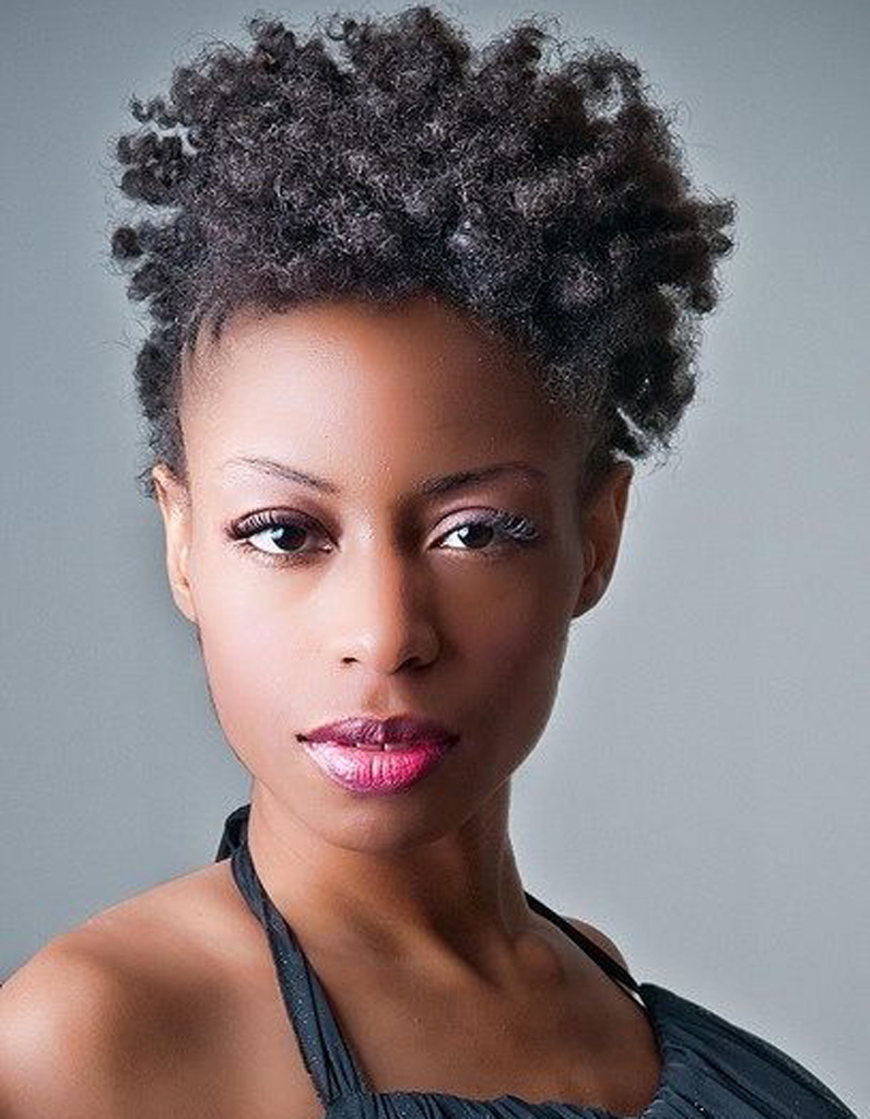 Coiffure naturelle africaine , 25 idées de coiffures naturelles pour se sentir belle , Elle