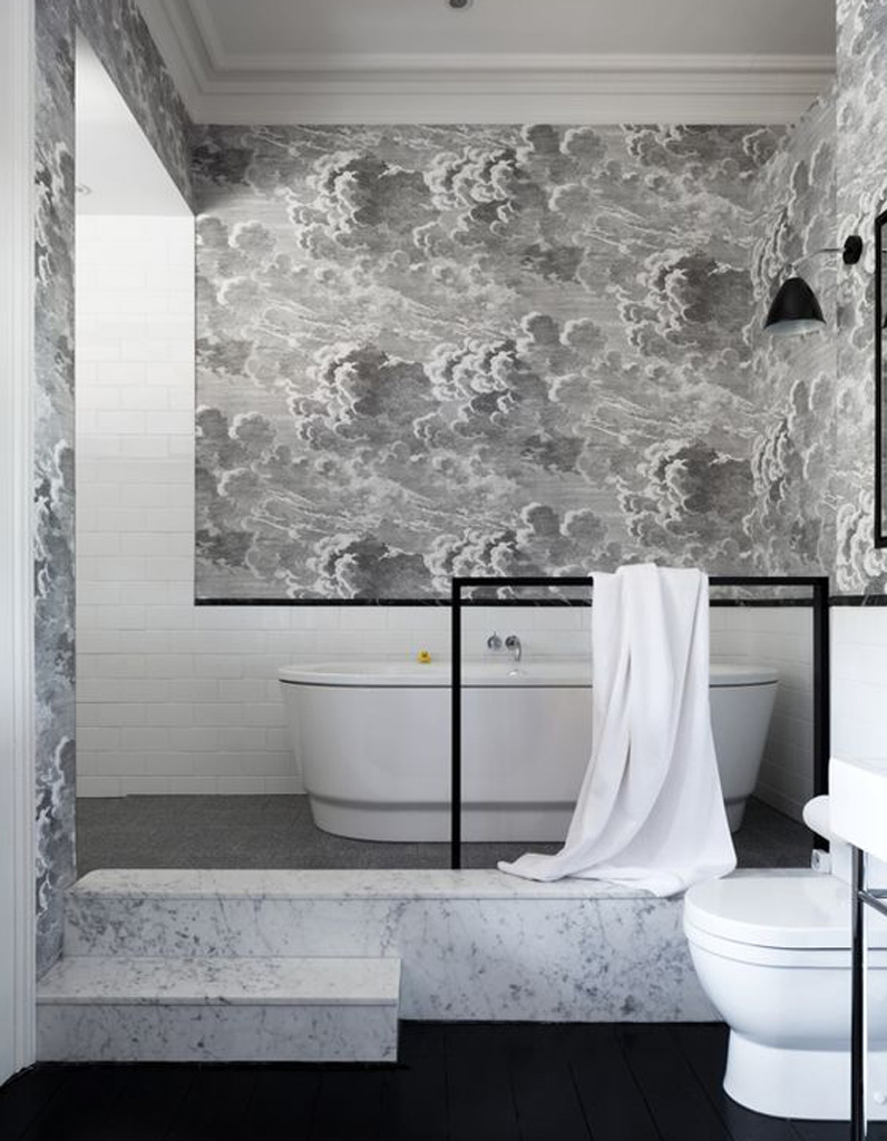 J'ose le papier peint dans ma salle de bains elle décoration