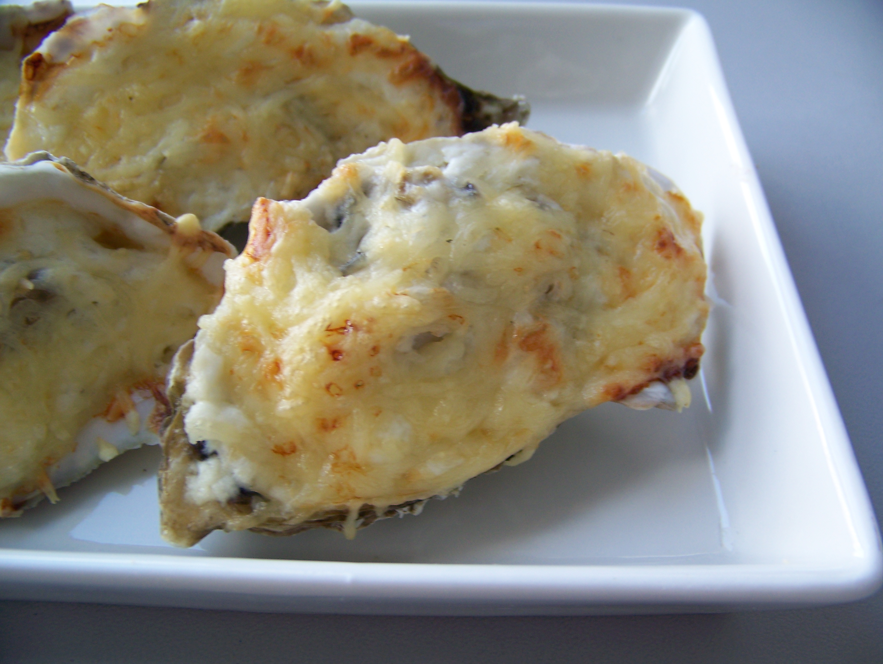 Huîtres gratinées sur fondue de poireaux pour 2 personnes Recettes
