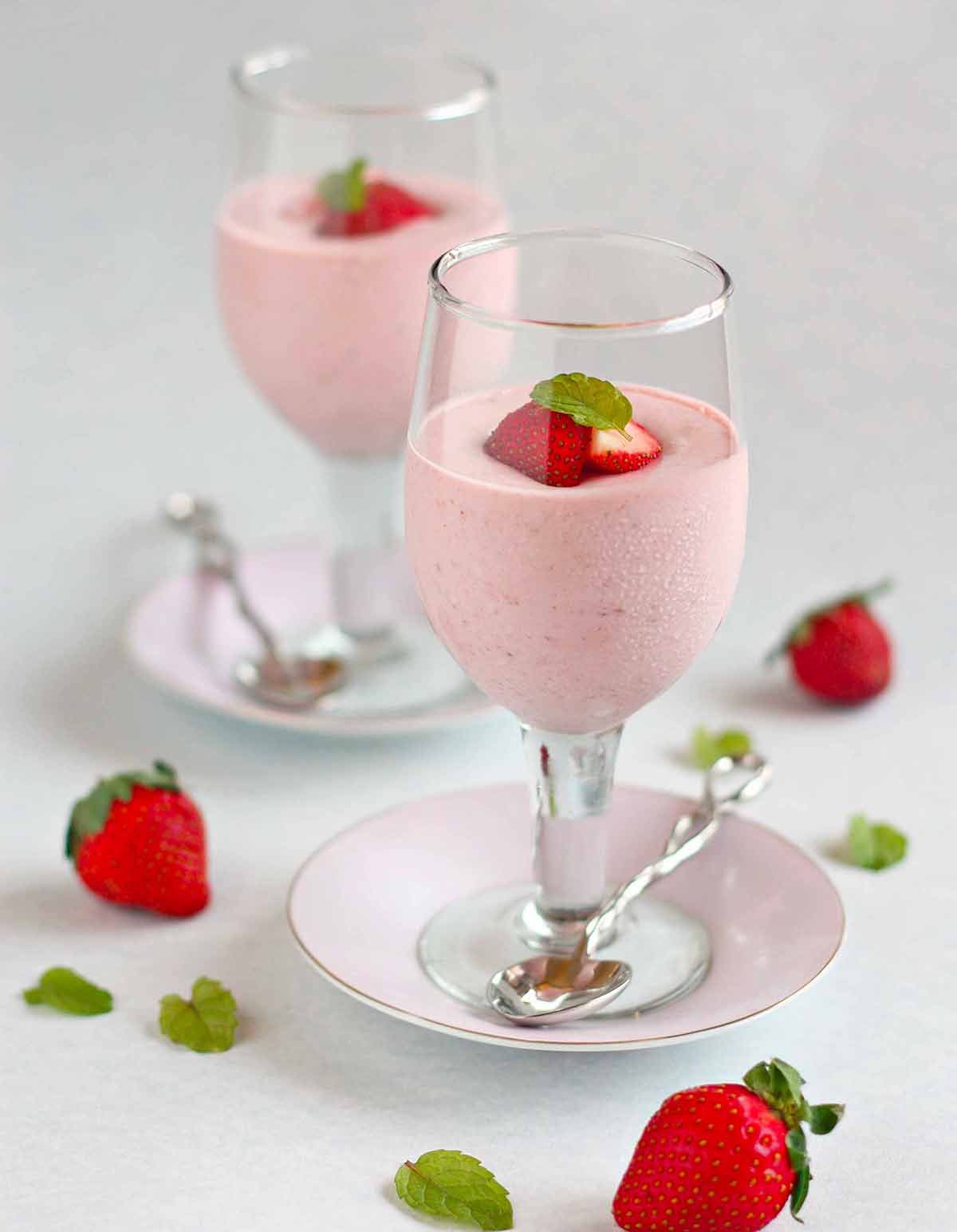 Mousse de fraises Thermomix pour 6 personnes Recettes Elle à Table