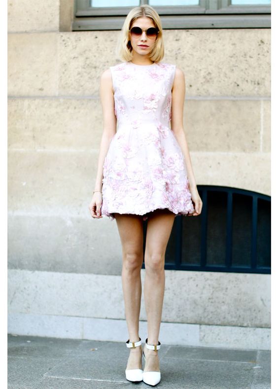 quelle chaussure avec robe rose pale