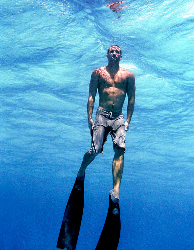 Bleu D Enfer 2 « Bleu d’enfer » - Paul Walker, la vie du héros de « Fast and Furious